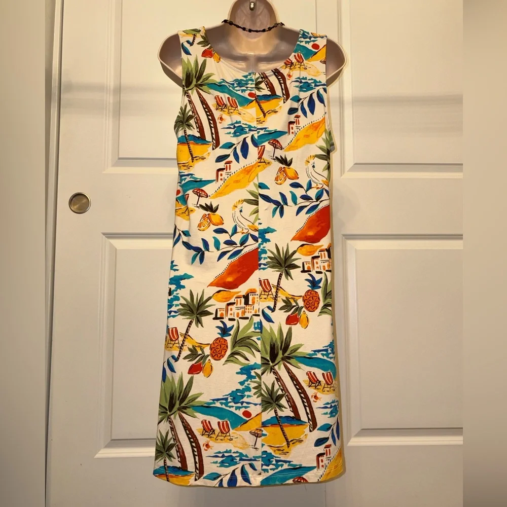 Tropical Print Swing Dress Size L. NEW WITH TAGS! - Picture 3 of 5